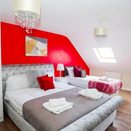 59B Comfortable 3 Bedroom House By Easy 2 Manage Cranford Exterior foto