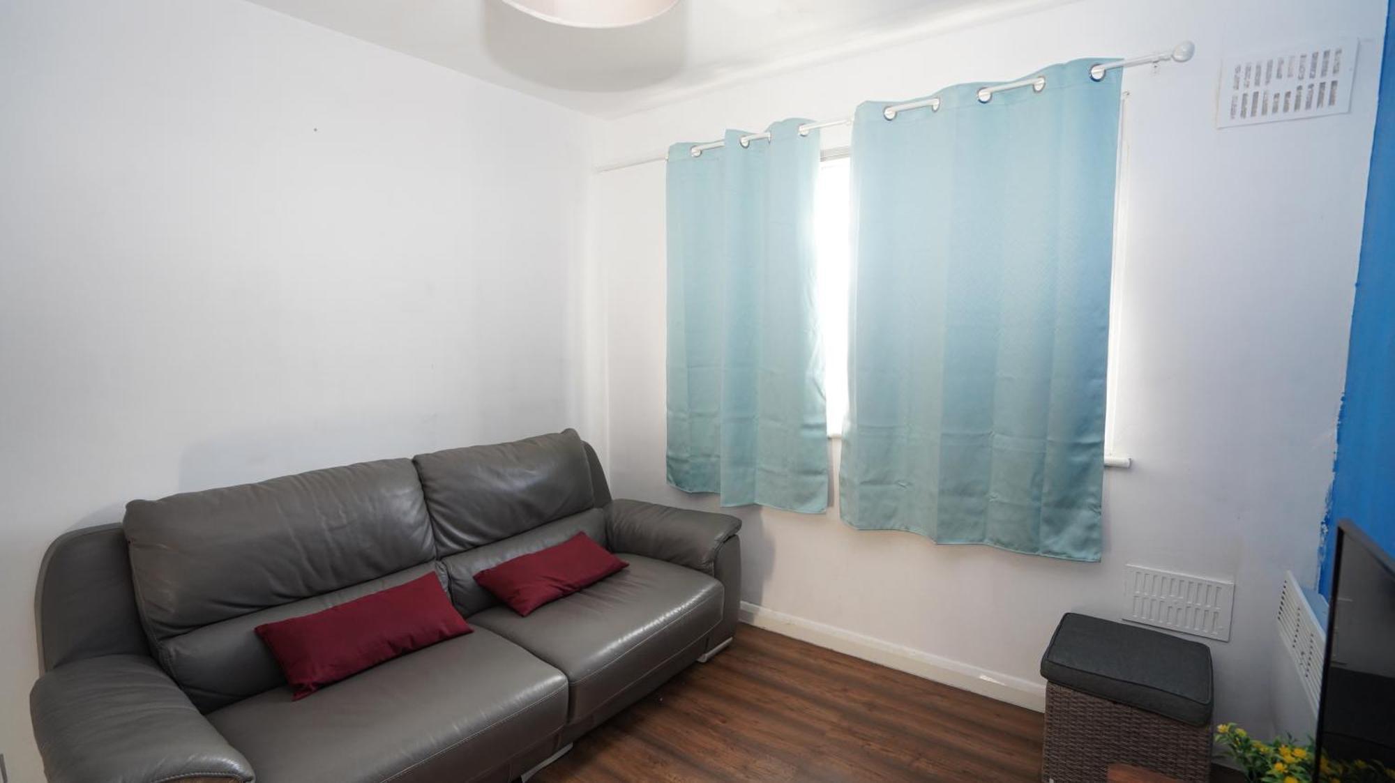 59b Comfortable 3 Bedroom House By Easy 2 Manage Ferienhaus Cranford
